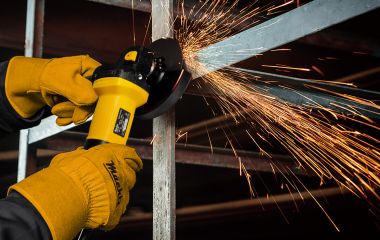 Яку вибрати болгарку для будинку?