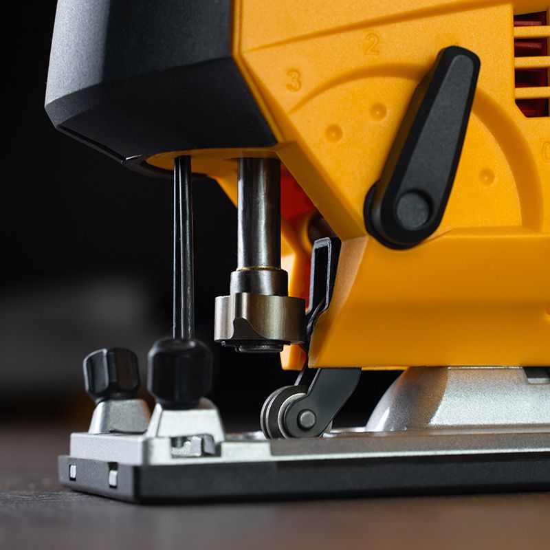 Основа та напрямна лобзика