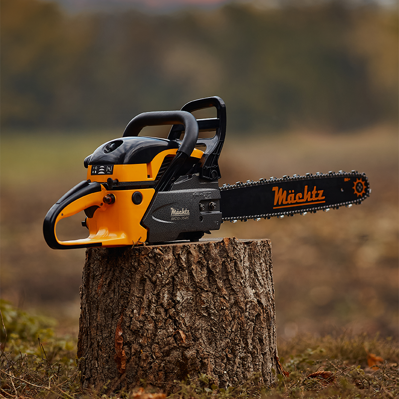 Техника безопасности при работе с бензопилой 