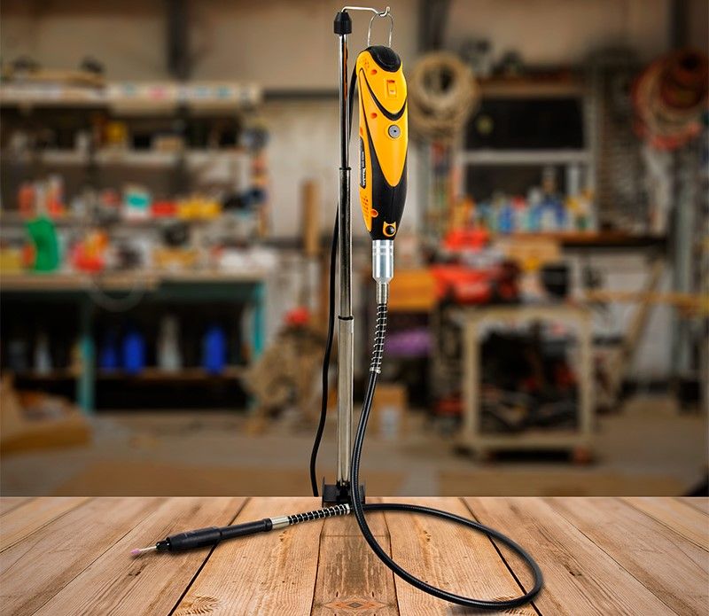 Гравер із гнучким валом на підставці