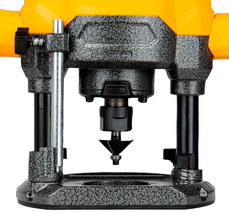 Фрезерна основа Machtz MER-2012 крупним планом