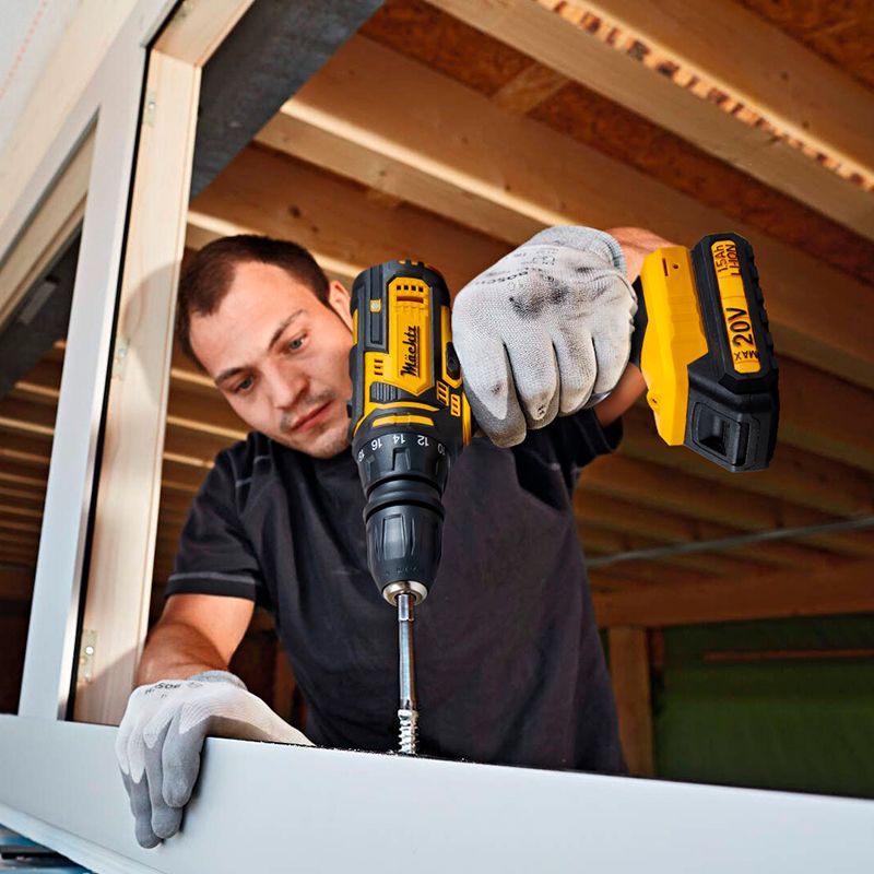 Шуруповерт Mächtz в работе