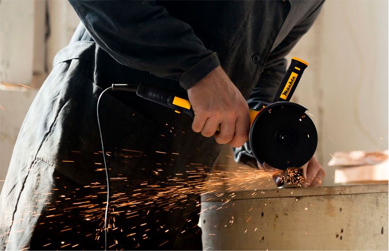 Какую выбрать болгарку для дома?