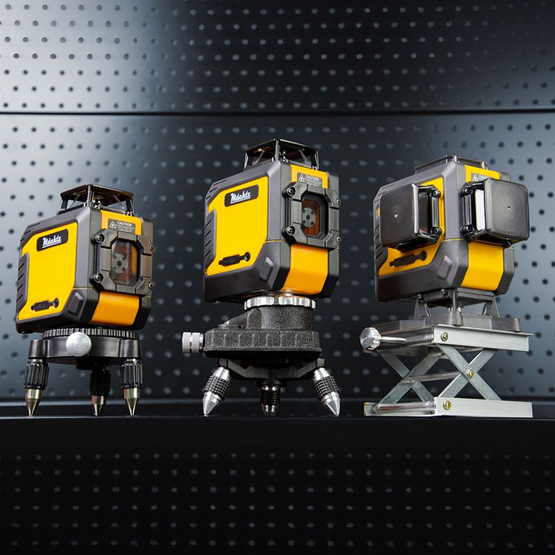 Три моделі лазерних рівнів